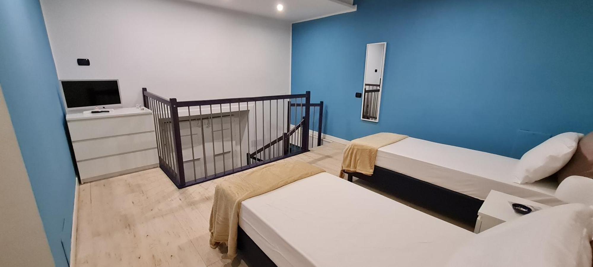 152Room نابولي المظهر الخارجي الصورة