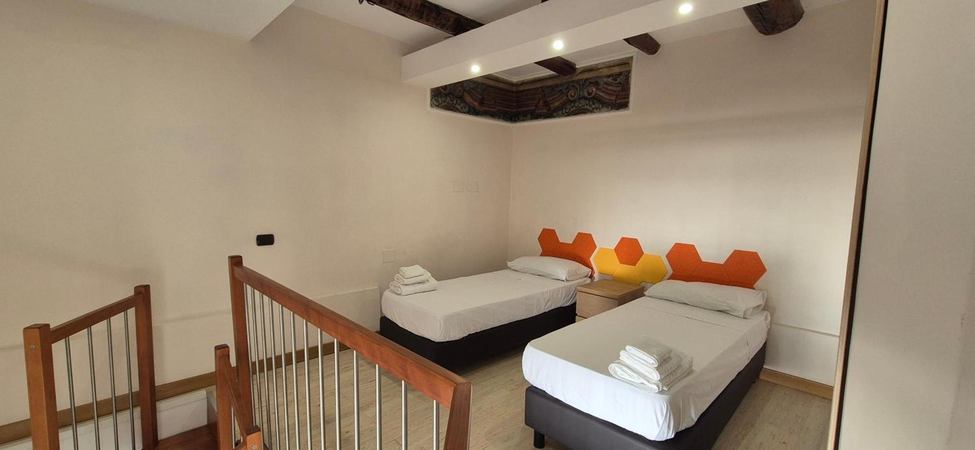 152Room نابولي المظهر الخارجي الصورة