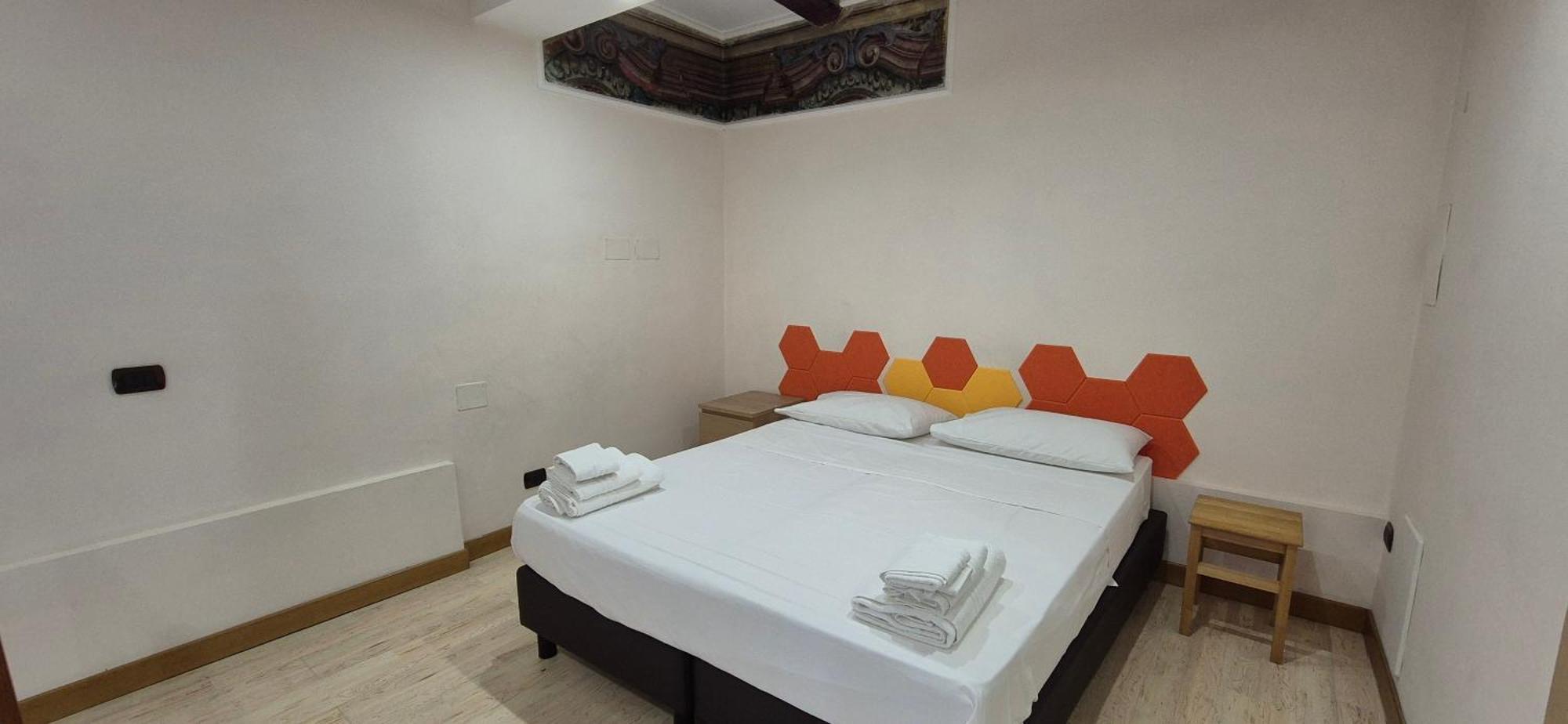 152Room نابولي المظهر الخارجي الصورة