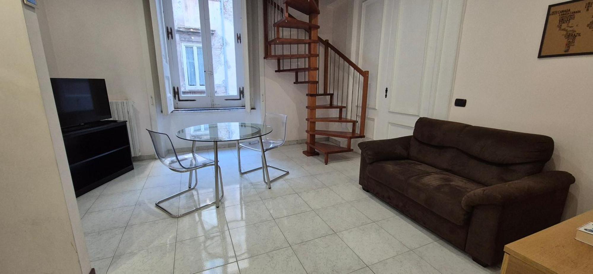 152Room نابولي المظهر الخارجي الصورة
